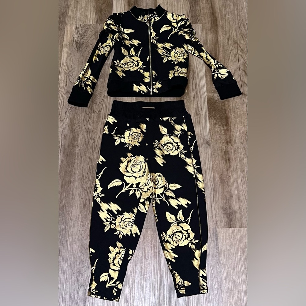 Youth Junona Black Tracksuit With Gold Rose Design (Size 6/7)